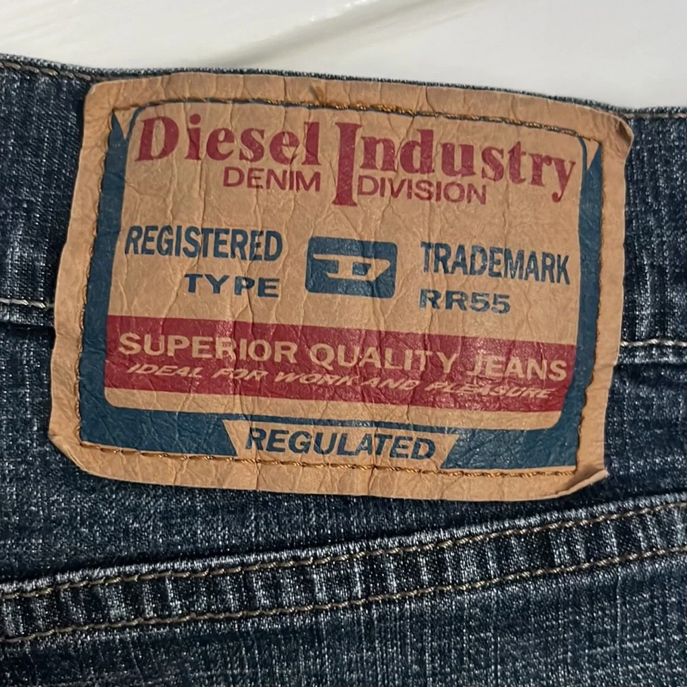 Y2K 90’s Vintage Diesel Jeans Kulter Crosshatch Stretch Denim wash 865 SHORT